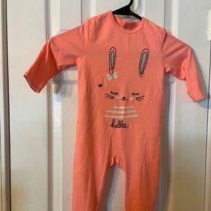 Set of 2 Kiabi baby one piece footie pj 18mos